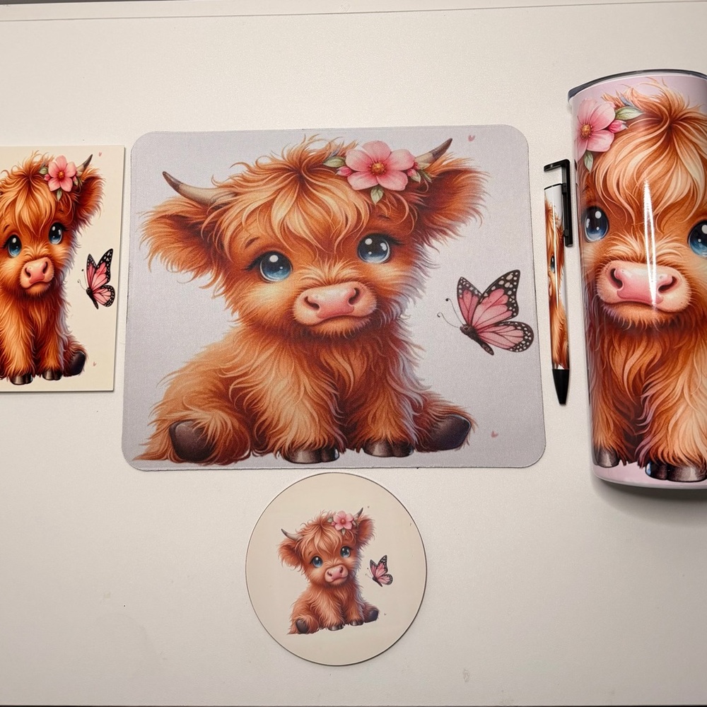 Cute Highland Cow Desk Set with Butterfly